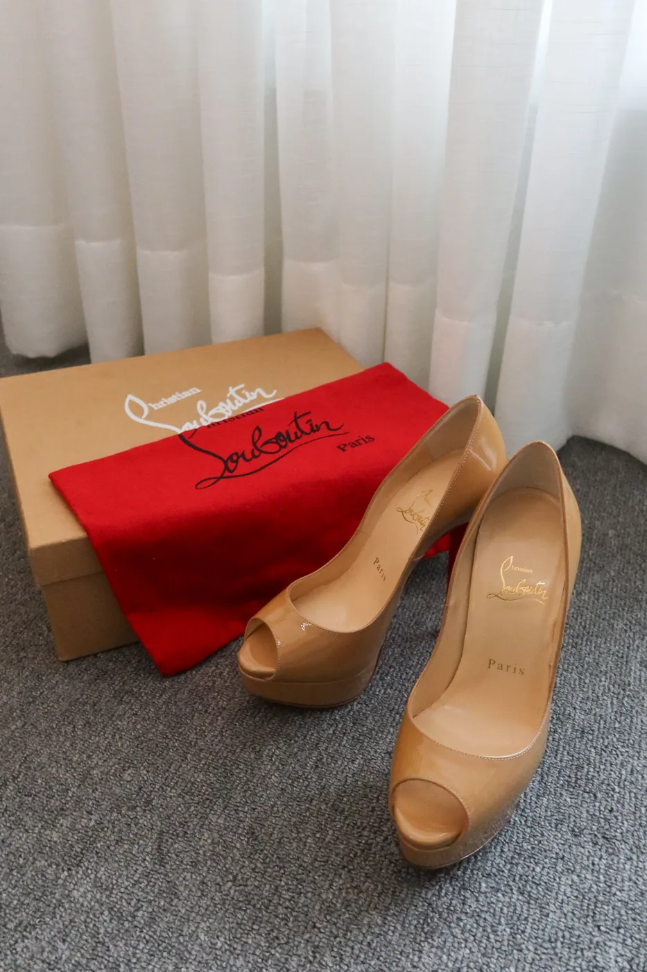 Salto Christian Louboutin Peep Toe 34 - 2