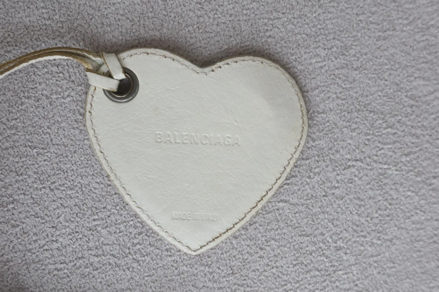 Bolsa Balenciaga Le Cagole branca - 7