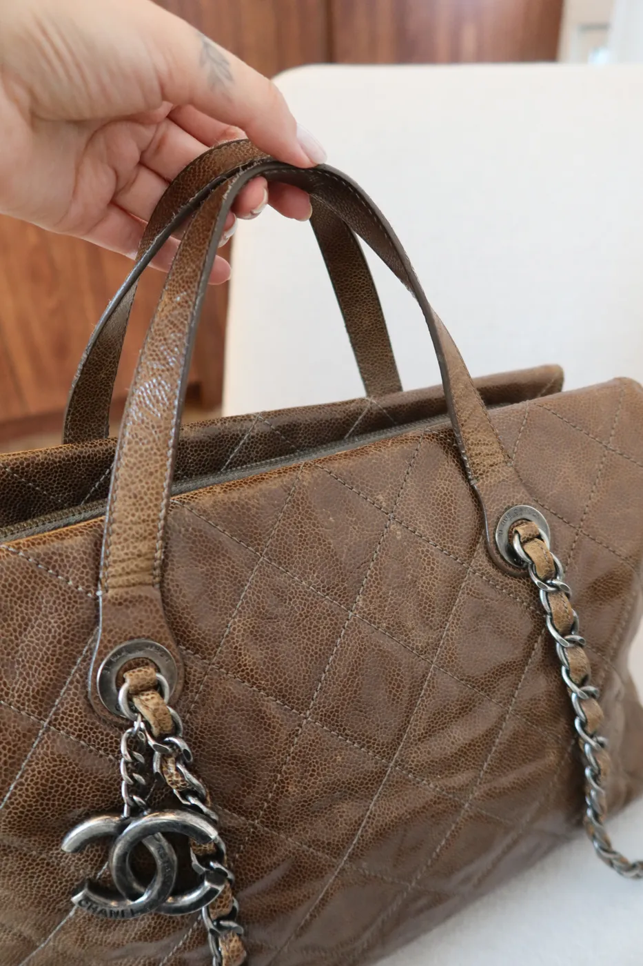 Bolsa Chanel Quilted Tote Marrom - 8