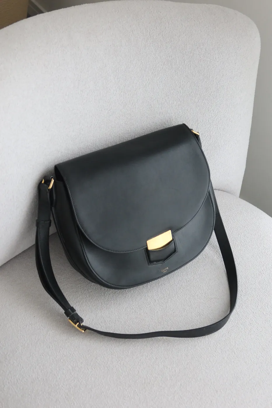 Bolsa Celine Small Troutteur Preta - 4