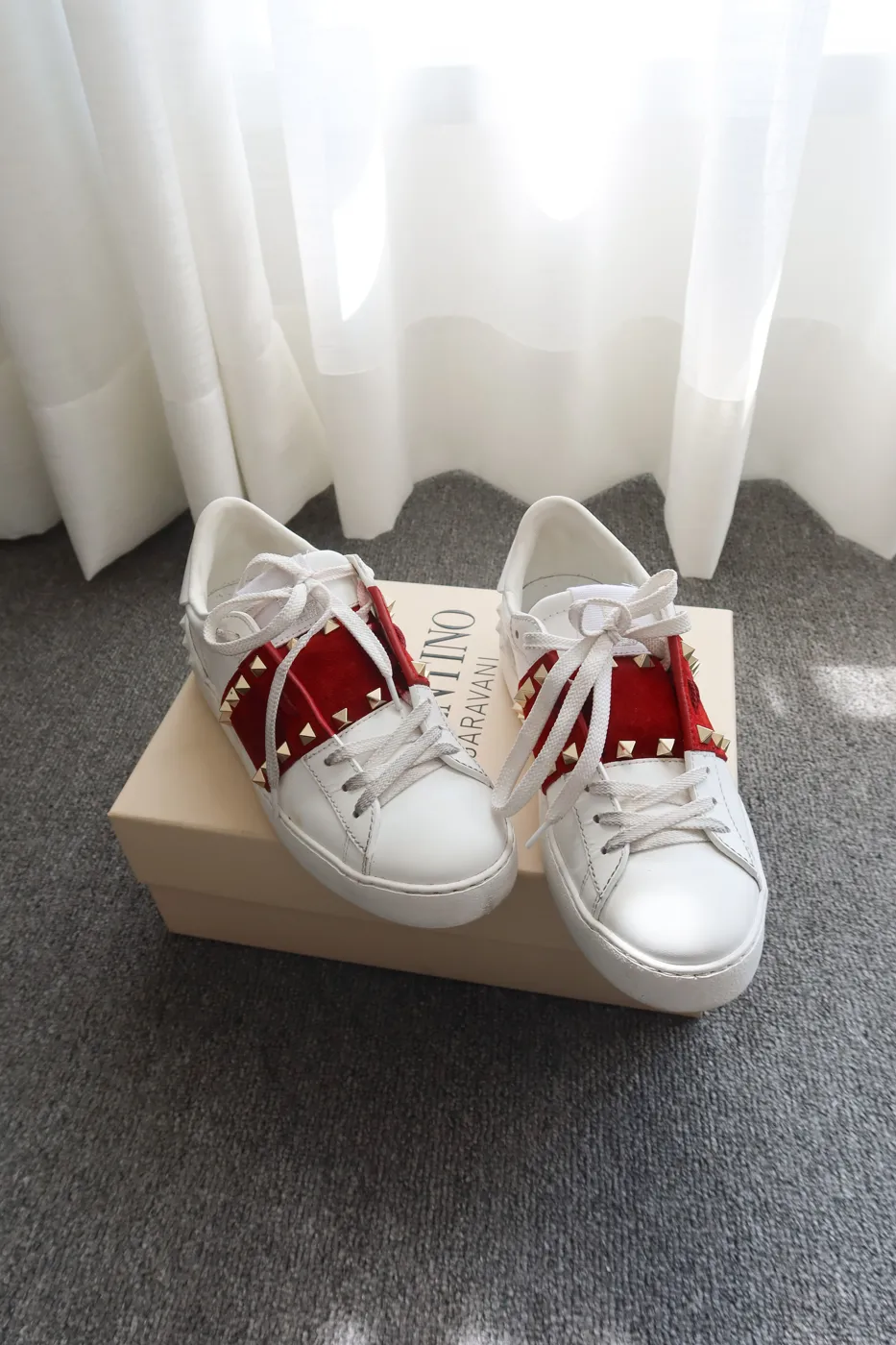 Tênis Valentino Garavani Rockstud Untitled branco e vermelho 36,5 - 4