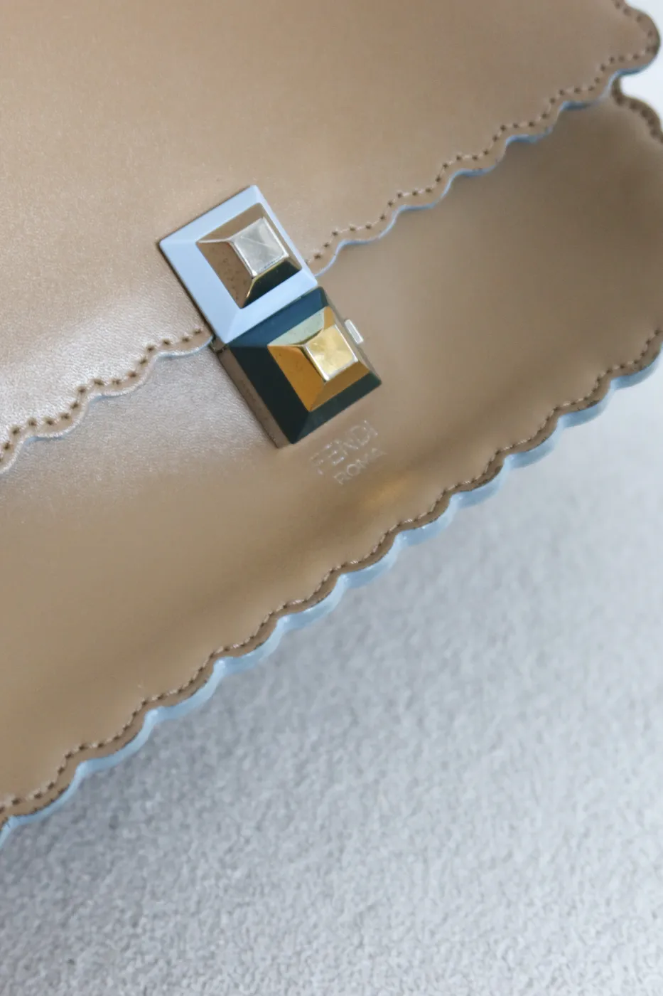 Fendi Kan I HB-1436 - 2