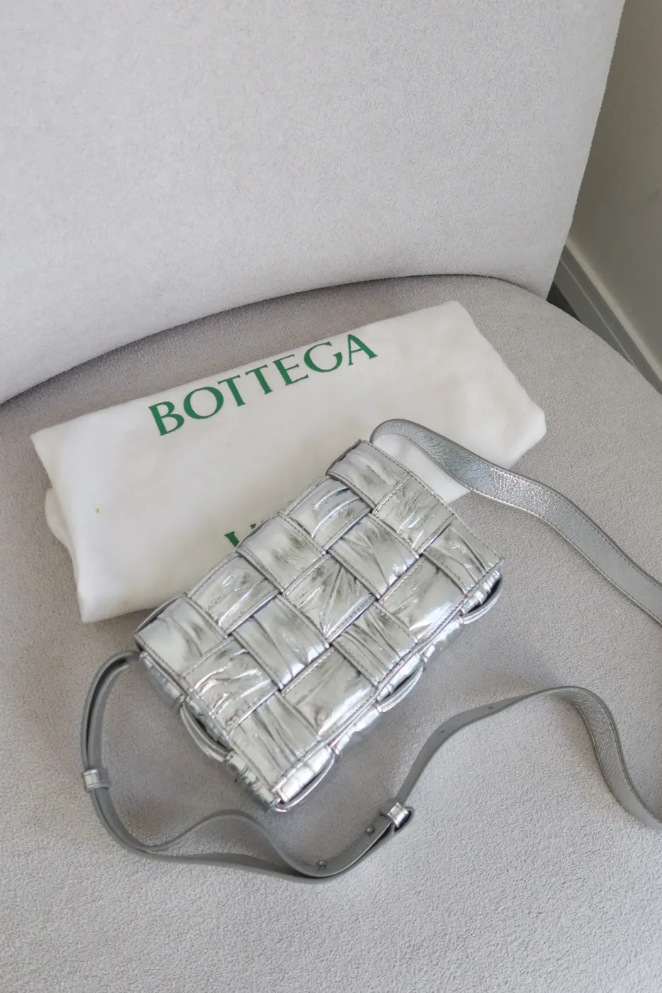 Bolsa Bottega Padded Cassette Prata - 4