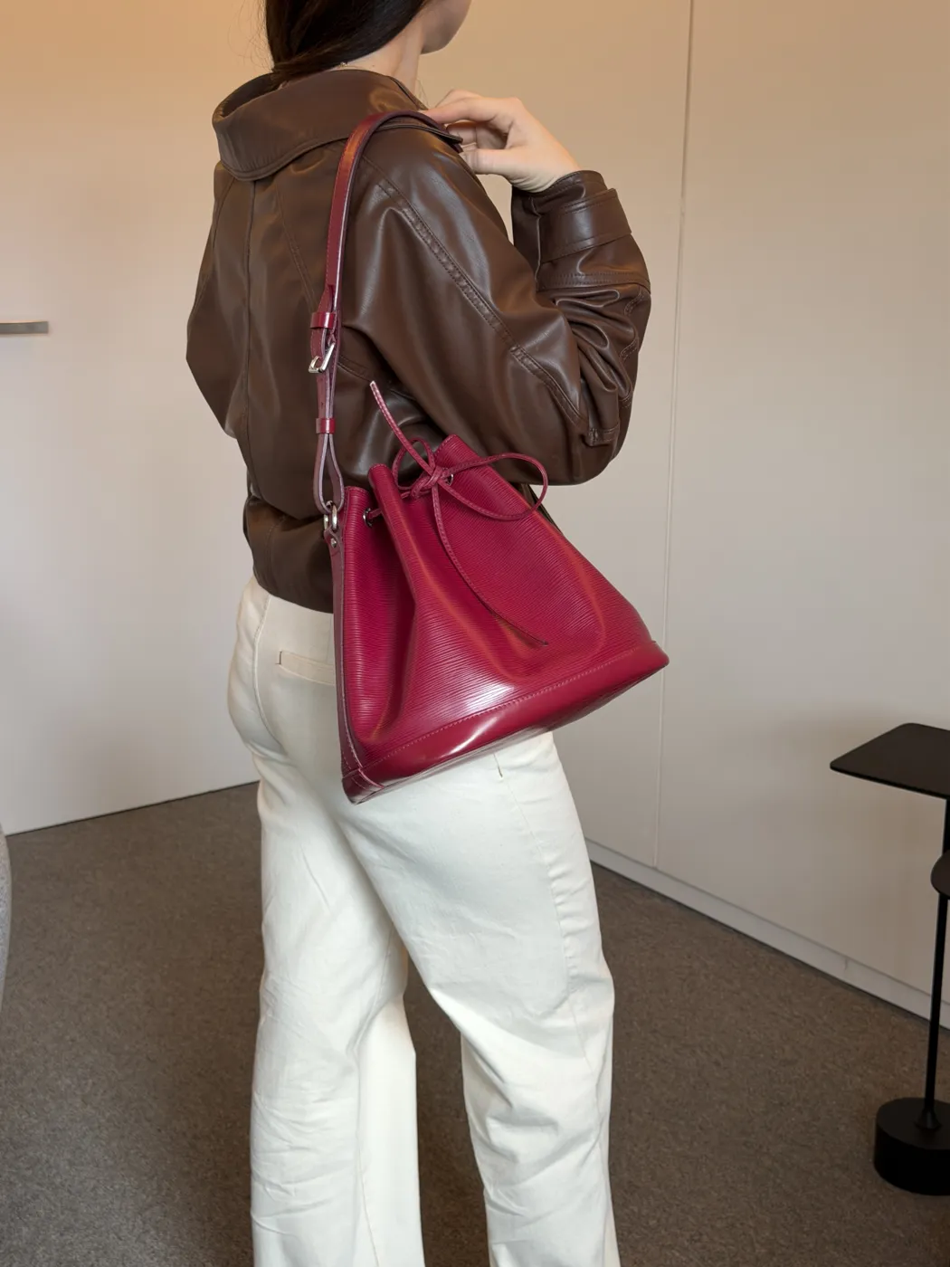 Bolsa Louis Vuitton MM Noe Vermelho - 2