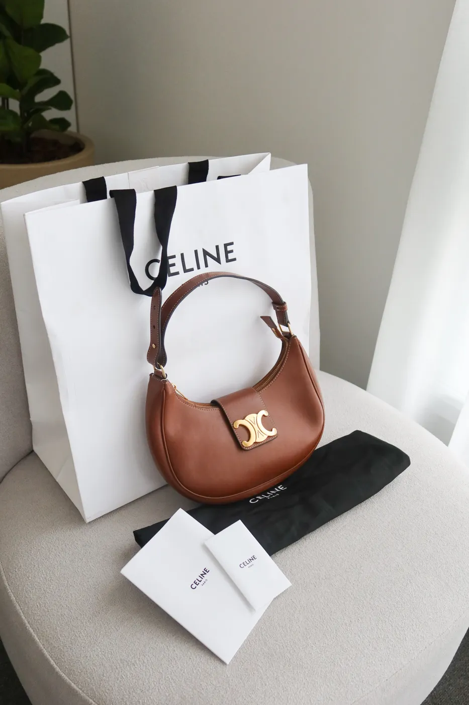Bolsa Celine Ava Triomphe Marrom - 3