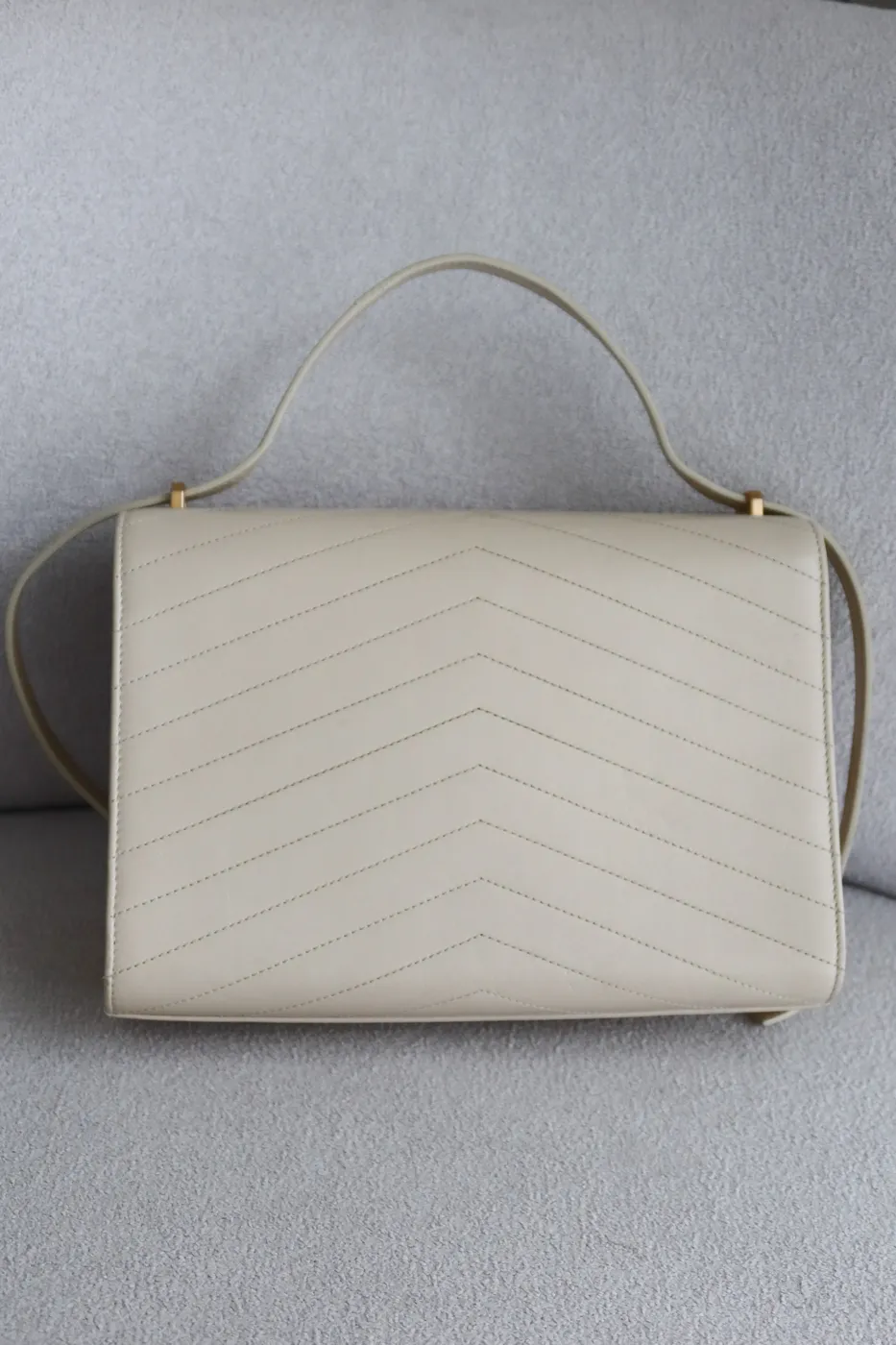 Bolsa Chanel Chevron Medal Branco - 8
