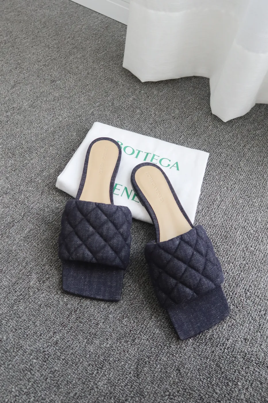Sandália Bottega Veneta Rasteira The Padded Flat Denim 37 - 2