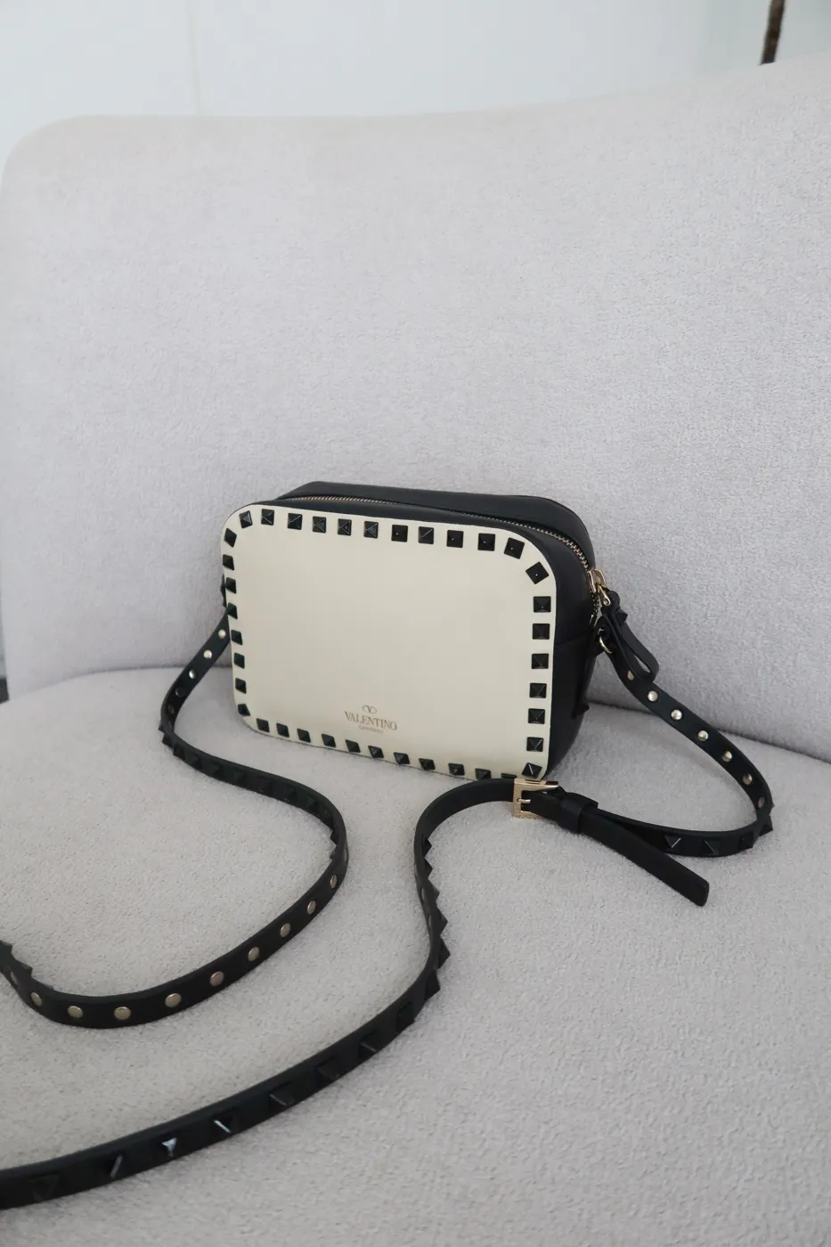 Valentino Garavani Rockstud Camera Bag HB-1409 - 3