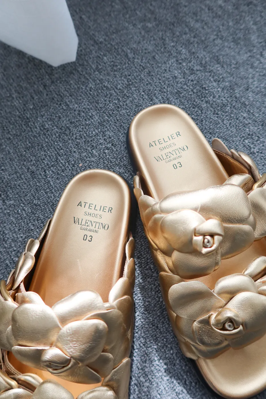 Rasteira Valentino Atelier 03 Rose Dourada  36,5/37 - 7