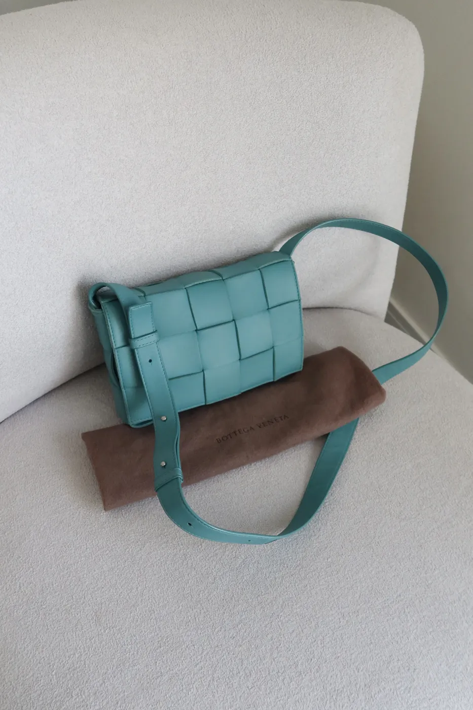 Bolsa Bottega Veneta Cassette Azul - 3