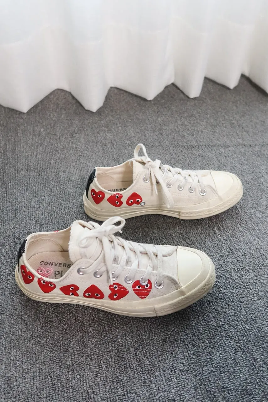 Tênis Converse x Comme des Garçons PLAY Chuck 70 Low Multi Heart 35,5 - 7