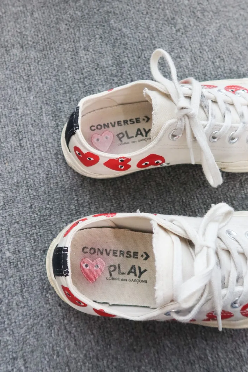 Tênis Converse x Comme des Garçons PLAY Chuck 70 Low Multi Heart 35,5 - 6