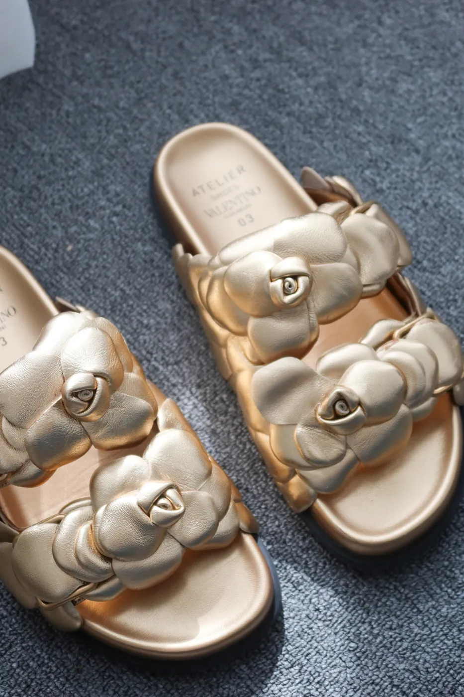 Rasteira Valentino Atelier 03 Rose Dourada  36,5/37 - 5