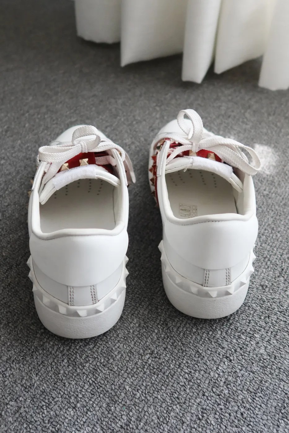 Tênis Valentino Garavani Rockstud Untitled branco e vermelho 36,5 - 7
