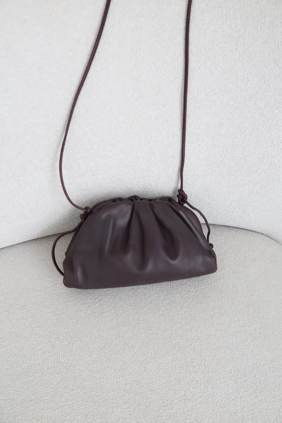 Bolsa Bottega Pouch Mini Roxo - 5