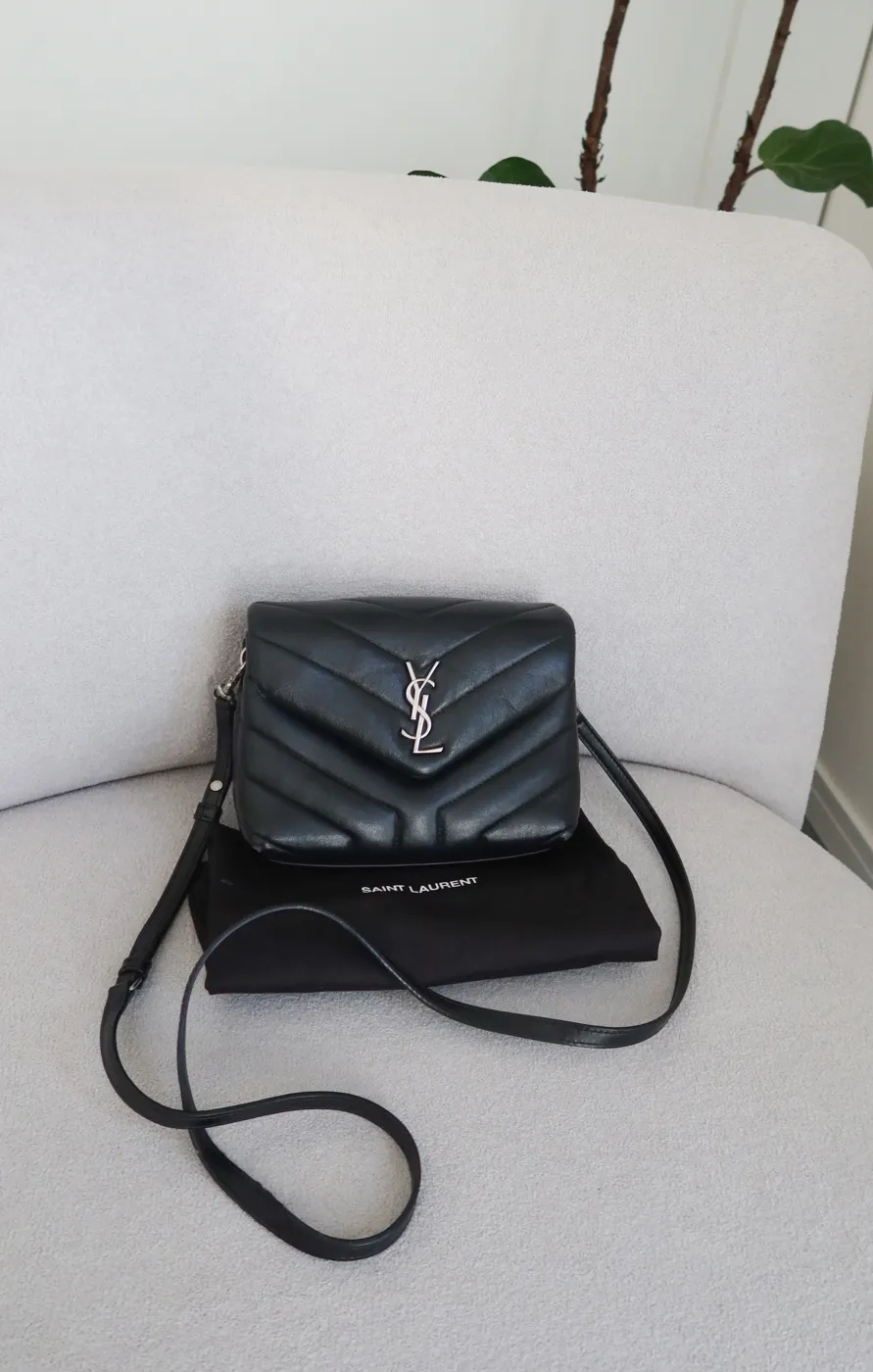 Saint Laurent Loulou Toy Preta - 5