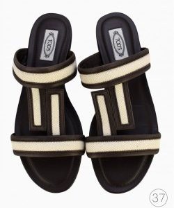 Sandália Tod's Flat Double T Marrom