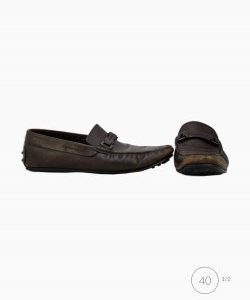 Sapato Tod's em couro marrom