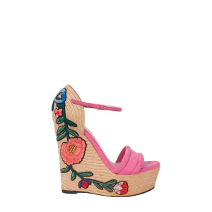 Sandália Gucci Plataforma com Bordados Tam 35 Br