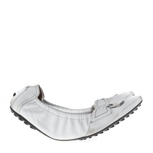 Sapatilha Tod's Couro Branco com Elástico