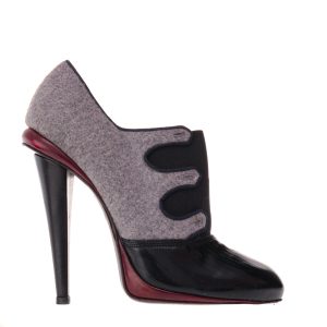 Sapato Fendi Feltro Cinza e Couro Preto