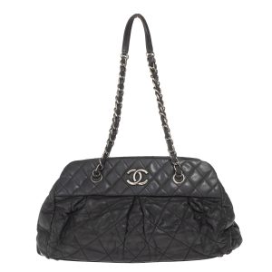 Bolsa Chanel Chic Quilt Bowling Couro Preta