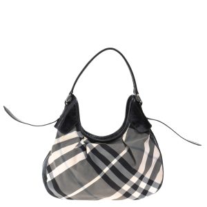 Bolsa Burberry Beat Check Brooklyn Preta