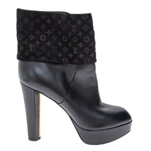Bota Louis Vuitton Cano Médio Couro Preto