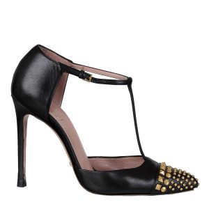 Scarpin Gucci Couro Preto e Tachinhas