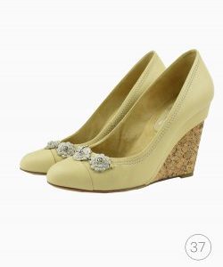 Sapato Chanel Camelia cork wedges heels bege