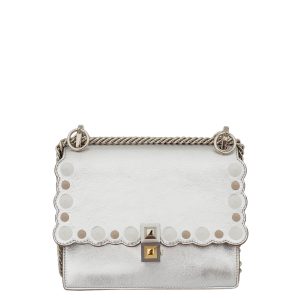 Bolsa Fendi Kan Prateada Pequena