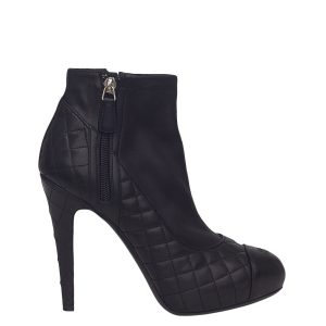 Bota Chanel Matelassê Preta Tam 385