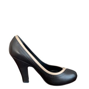 Sapato Bottega Veneta Creme e Preto Tam 375