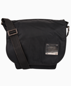 Bolsa Fendi Vintage Messenger Preta