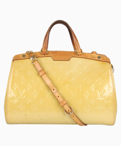 Bolsa Louis Vuitton Brea MM Verniz Monograma Amarela