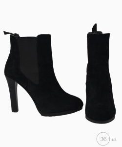 Bota Ralph Lauren em camurça preta