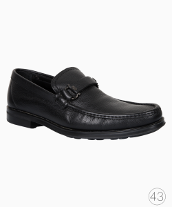Mocassim Ferragamo Gancini Couro Preto