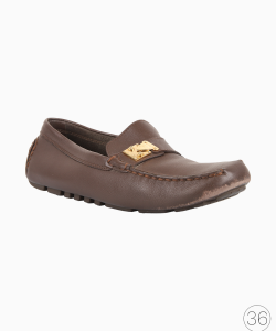 Mocassim Louis Vuitton Logo Plaque Marrom