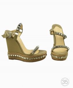 Sandália Christian Louboutin Cataclou Bege