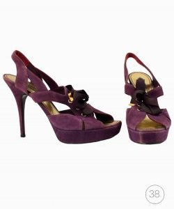 Sandália Louis Vuitton camurça roxa