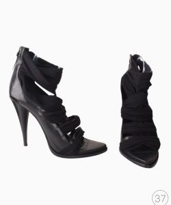 Sapato Givenchy Tiras Preto