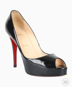 Sapato Louboutin New Very Privé Verniz Preto
