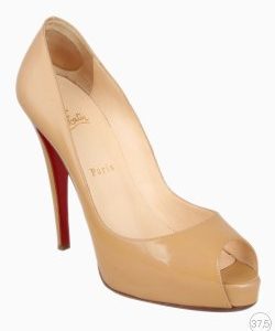 Sapato Louboutin Very Prive 120 Verniz Ocre
