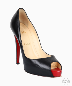 Sapato Louboutin Very Prive Preto
