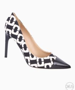 Scarpin Diane Von Furstenberg Recorte Couro Preto e Branco