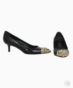 Scarpin Louis Vuitton Cap Toe Preto