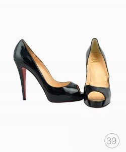 Peep Toe Christian Louboutin de Verniz Preto