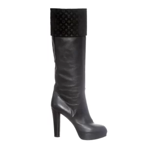 Bota Louis Vuitton Cano Alto Couro Preta