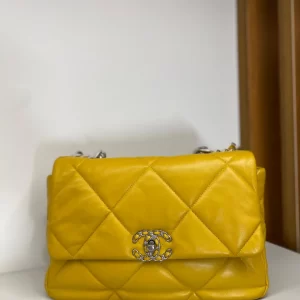 Bolsa Chanel 19 Mostarda