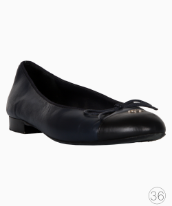 Sapatilha Chanel Cap Toe Azul